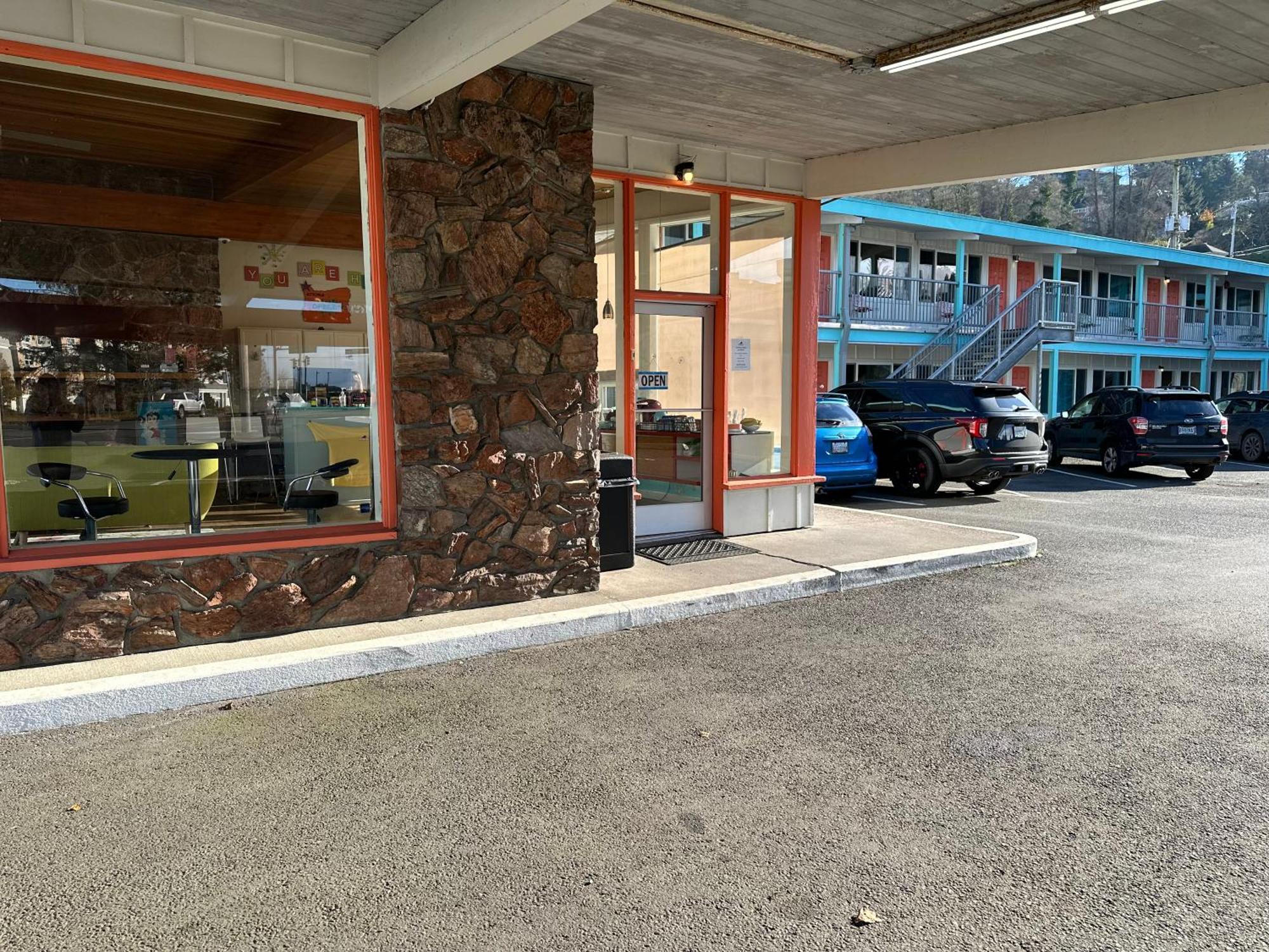 Atomic Motel Astoria Exterior photo